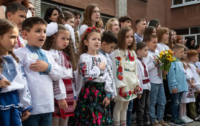У КМДА відповіли, чи будуть лінійки 1 вересня: хто ухвалює рішення