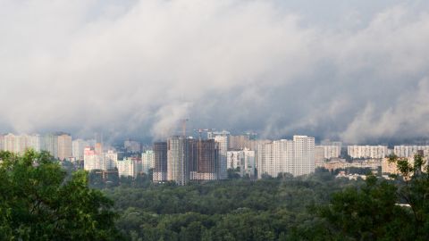 Не інвестують у бюджетне житло: покупці квартир від забудовників шукають надійні варіанти