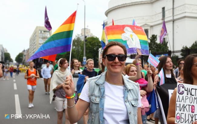 "Наша традиція – це свобода": як у Києві пройшов Марш рівності (фоторепортаж)