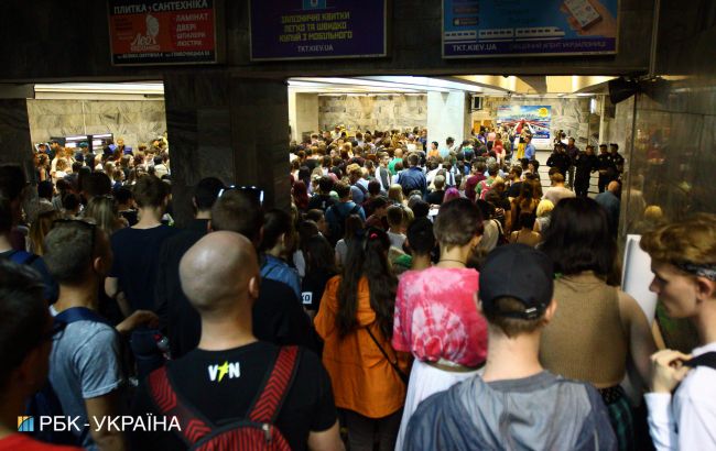 Метро в Киеве за год воспользовались почти полмиллиарда пассажиров