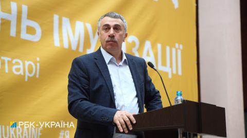 Комаровский рассказал, нужно ли делать прививку от COVID-19 кормящим мамам