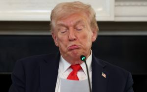 Трампа хочуть засудити за платний доступ до його постів у Truth Social