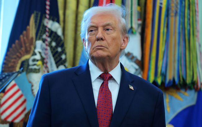 "Час спливає": Трамп висунув ультиматум Ірану на тлі перекидання флоту США