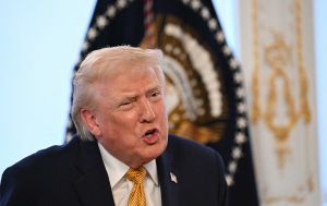 Сарказм чи попередження? Трамп "налякав" Рубіо відставкою