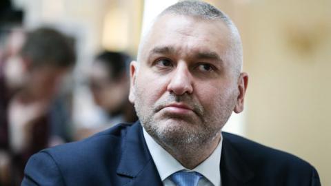 "Путь шарфика и табакерки": Фейгин назвал условия смены власти в России