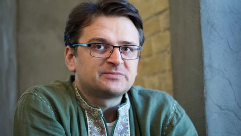 Кулеба і ще ряд дипломатів отримали підвищення рангу: список імен