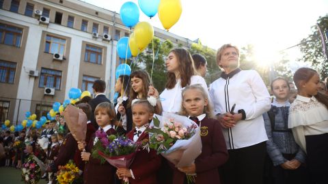 Карантинні заходи в школах схвалюють 30% українців