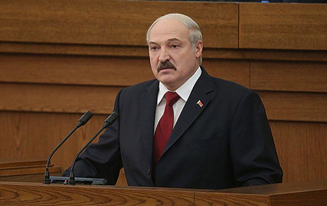Лукашенко пообещал делать "все, что поручат два президента"
