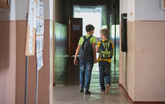 Школы Киева ушли на каникулы. Когда ученики вернутся за парты