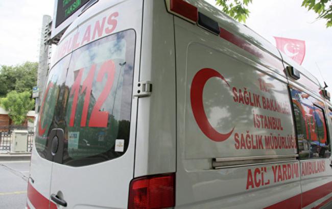 У Туреччині зіткнулися трактор і мікроавтобус, є загиблі