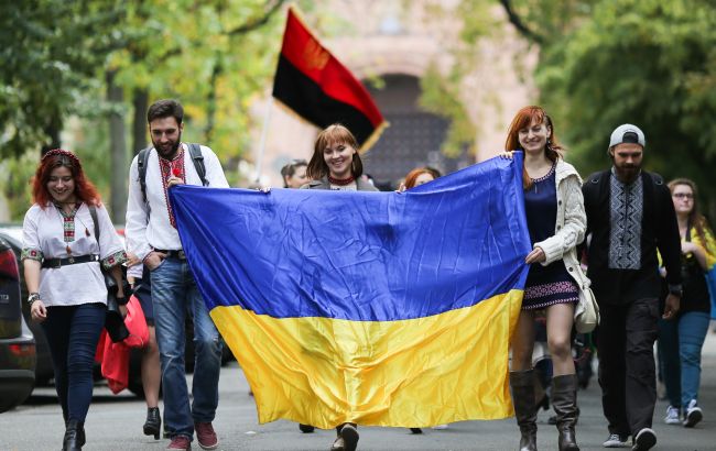 Українці визначилися з ідейно-політичними переконаннями