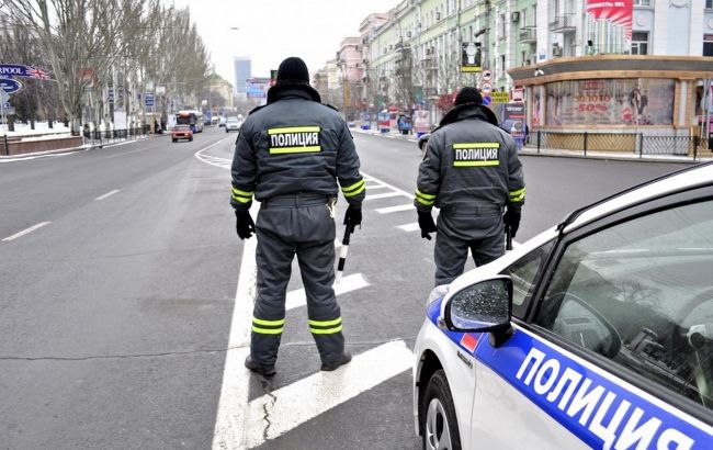На окупованому Донбасі почали штрафувати водіїв без місцевої "страховки"