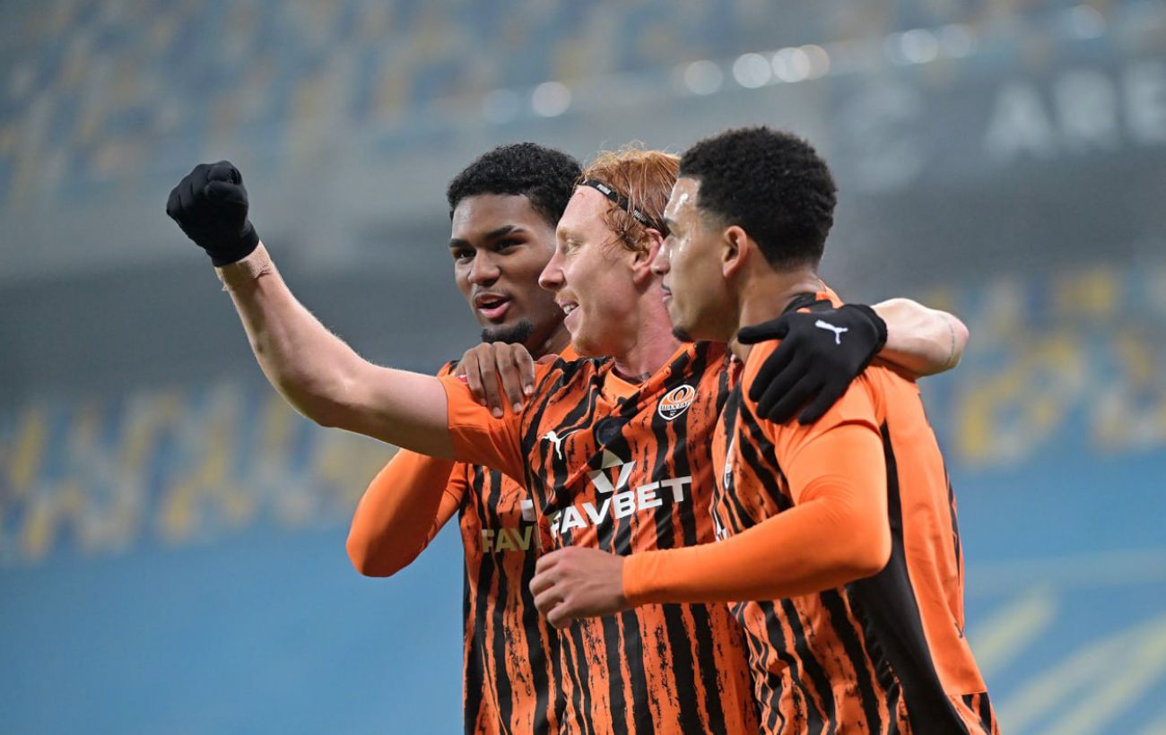 "Шахтар" вирвав перемогу над "Шемрок Роверс" та наблизився до плей-оф ЛК