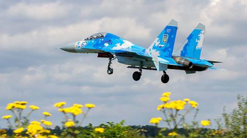 Навчання, під час яких розбився Су-27, вирішили продовжити