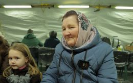 "Ніхто нікуди не поїде". Репортаж з Троєщини, де люди живуть без опалення