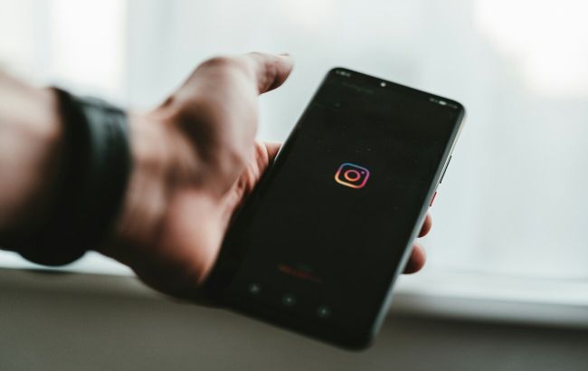 Чат-бот Instagram сам отдавал хакерам чужие профили: тысячи аккаунтов под угрозой