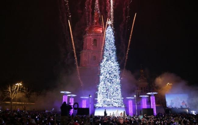 В КГГА рассказали, сколько людей встретили Новый год на Софиевской и Контрактовой площадях