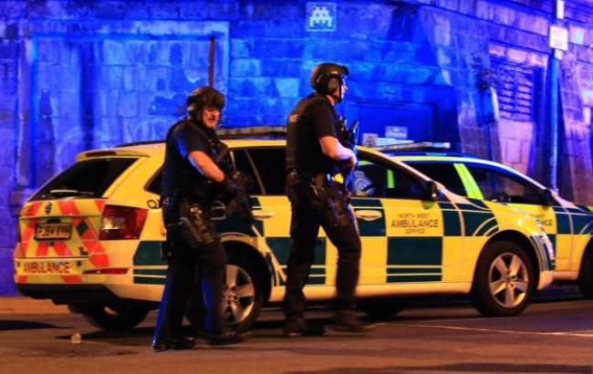 Теракт у Манчестері: поліція затримала вже шістьох підозрюваних
