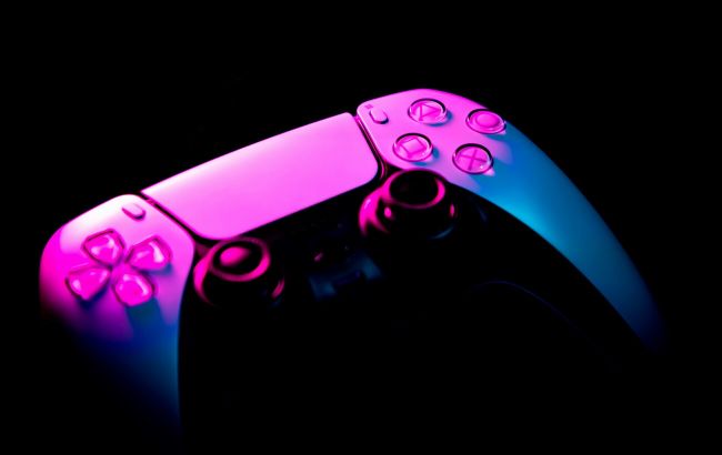Sony безкоштовно роздає хіти Xbox: які ігри отримають передплатники PS Plus у червні
