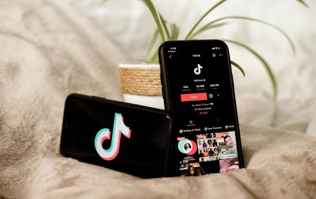Безопасность детей под угрозой: ЕС обвинил TikTok в серьезных нарушениях