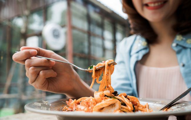 Никогда не храните готовые макароны в холодильнике больше этого срока