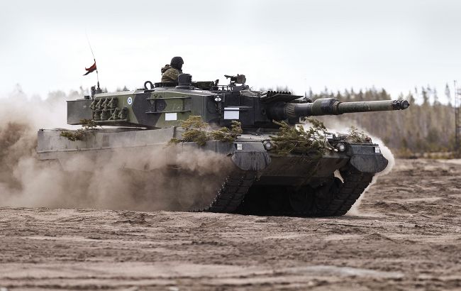 Швейцарія схвалила виведення з експлуатації 25 танків Leopard 2 для перепродажу