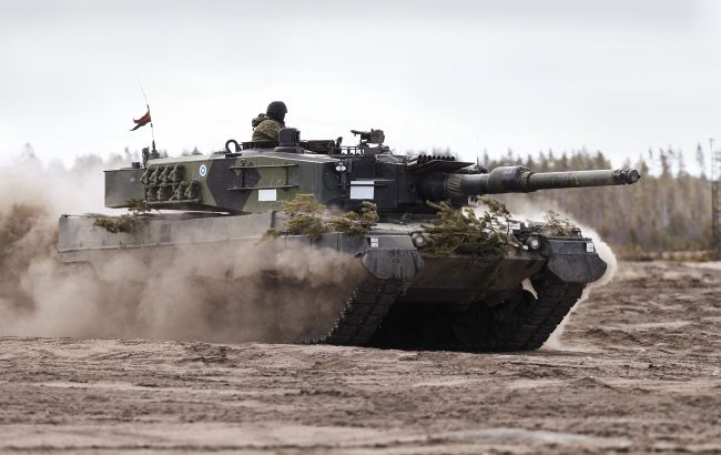 Бойцы ВСУ провели стрельбы из танка Leopard 2, обучение в Германии завершается