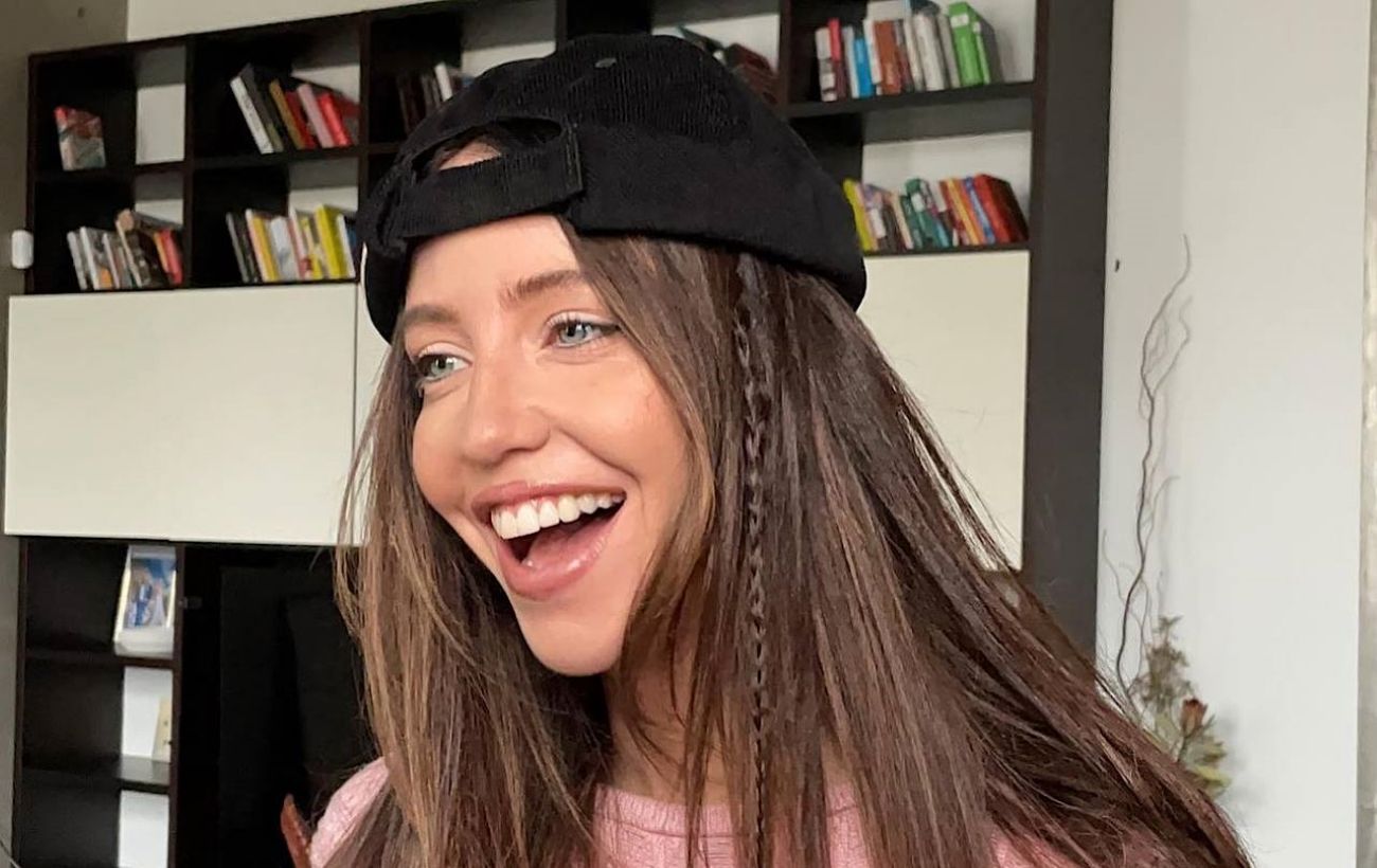 Надя Дорофєєва прогулялась у весняному образі - фото | Стайлер