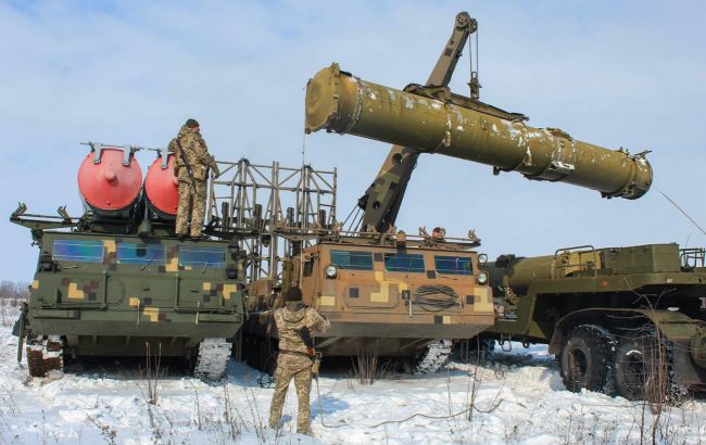 Греція схвалила передачу "застарілих" систем озброєння Україні, - ЗМІ