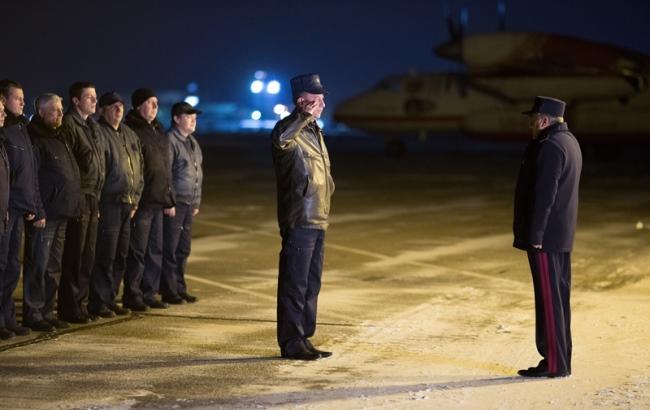 Українські рятувальники повернулися додому після гасіння пожежі в Ізраїлі: фоторепортаж