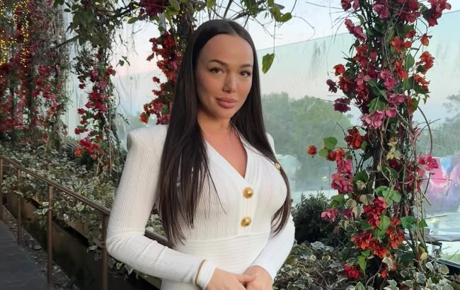 Зірка "Холостяка" оголосила про вагітність незвичним способом (відео)