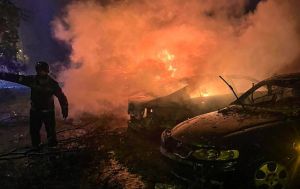 ДСНС показала наслідки атаки на Київ: є загиблі, серед завалів рятували людину
