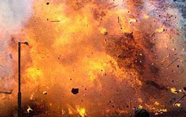 В Марьинке в результате взрыва неизвестного предмета пострадали два человека