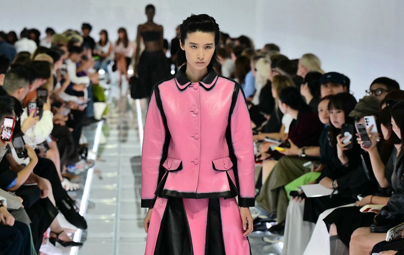 Спідниці замість штанів: Prada показав ефектну колекцію на Milan Fashion Week