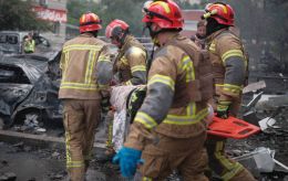 ДСНС опублікували кадри рятувальних операцій після атаки на Київ