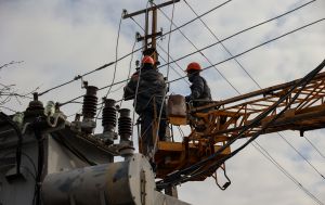 Чи встигнуть до зими відновити енергетику України: що кажуть експерт та Міненерго