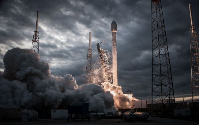 Кінець епохи Falcon 9: SpaceX готує заміну ракеті-рекордсменці