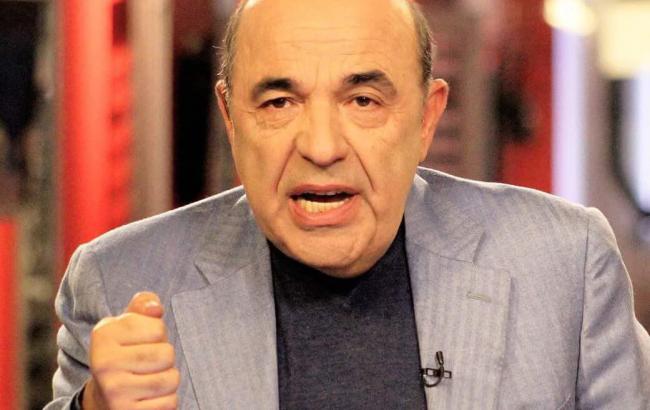 Рабинович: своими действиями власти вынуждают украинцев массово бежать за границу