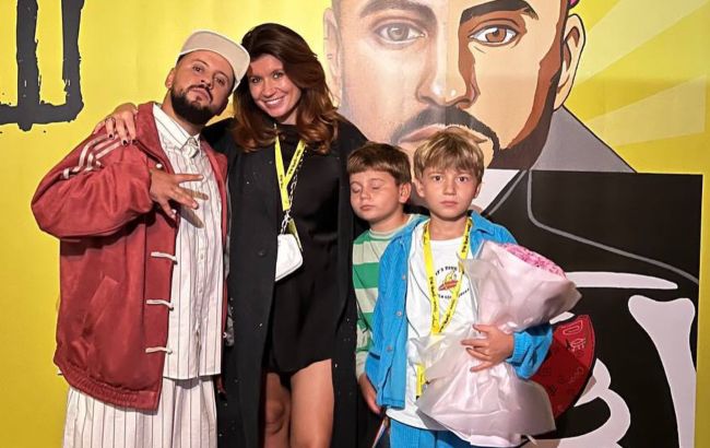 MONATIK трогательно поздравил сына с 10-летием и показал архивные фото