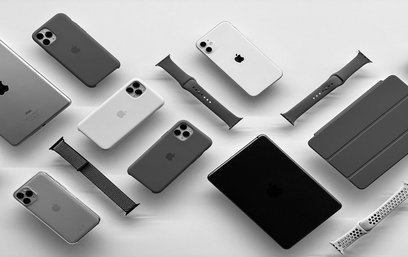 Apple анонсує новий iPhone, MacBook з OLED та ШІ-аксесуари