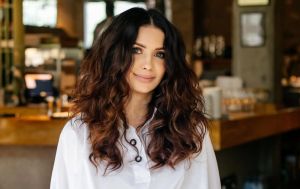 Lama зізналася, чи робить "уколи краси" і що допомагає їй виглядати на 30 у свої 50