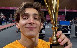 Це за межею реальності: Дюплантіс шокував світ новим рекордом, який здавався неможливим