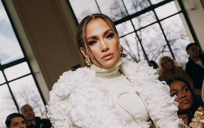 Fabulous hairstyle 2024: J.Lo and Rihanna on-trend