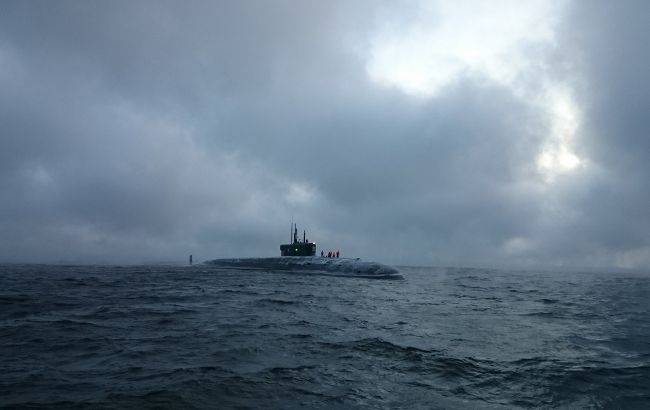 ВМС Іспанії виявили російський підводний човен на сході від країни