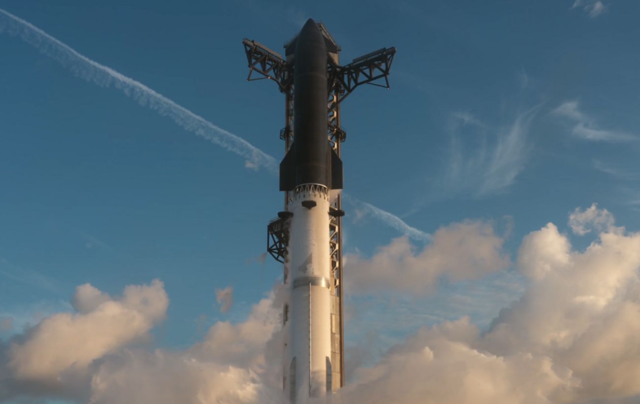 Крок до висадки на Місяць: 124-метрова ракета Starship вперше досягла орбіти