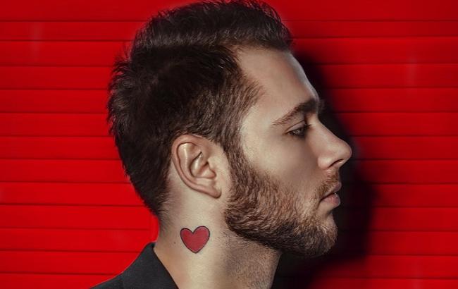 Удержал от продажи: автор хитов Лободы и Ани Лорак презентовал сольный проект