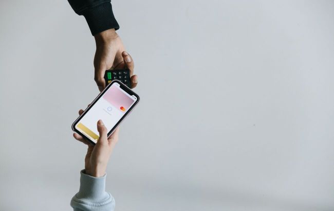 Разряженный iPhone не проблема: 6 неочевидных полезных фишек Apple Wallet