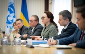 Кредит ЄС завис, умови МВФ пом'якшують: чи пройде Україна весну без кризи