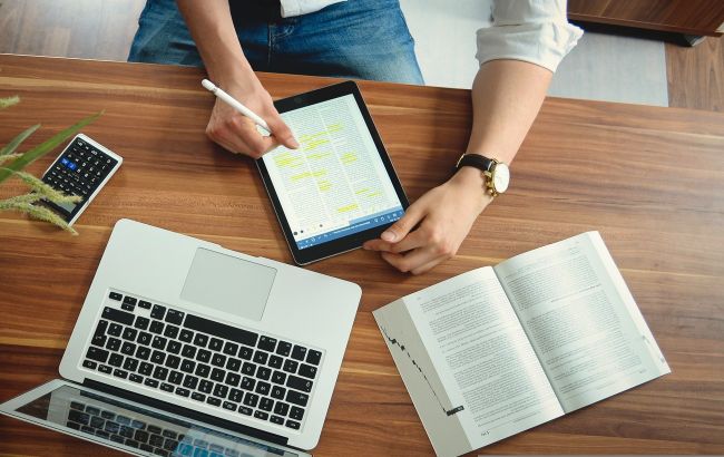 MacBook для студентів: 5 можливостей, які суттєво спрощують навчання
