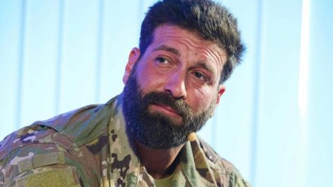 Ведучий-військовослужбовець Даніель Салем замилував відео з маленькою донечкою Позитива